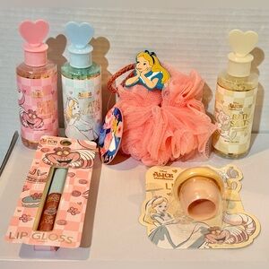 Alice in Wonderland Bath Bundle 6pcs Brand New